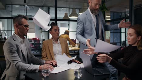disorganized business meeting