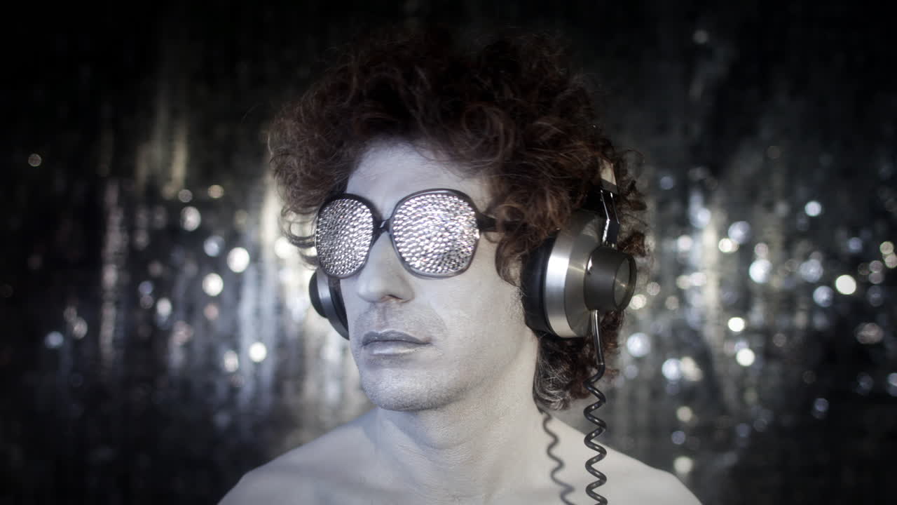 сильверман 4k 00