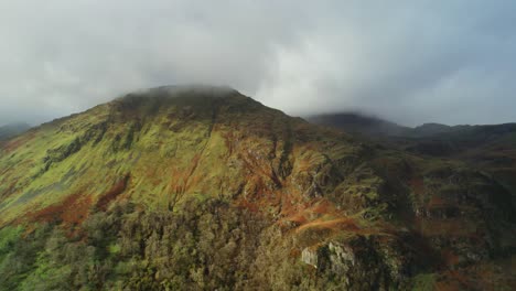 Landscape-close-to-Llyn-Gwynant-lake-in-Wales,-UK