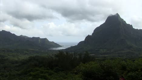 Opunohu-Bay-and-Mount-Rotui-view-from-Belvedere-Lookout,-Moorea-island,French-Polynesia