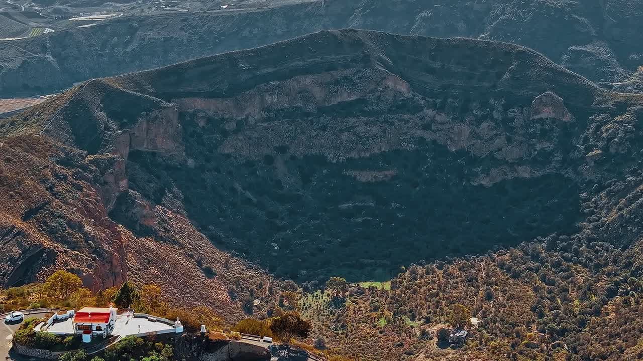 Esplora il paesaggio di Gran Canaria dall'alto con viste mozzafiato