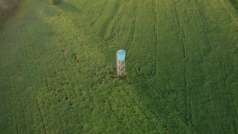 Sojaplantage-Südlich-Von-Brasilien-Sonnenuntergang-Drohnen-Wasserkasten