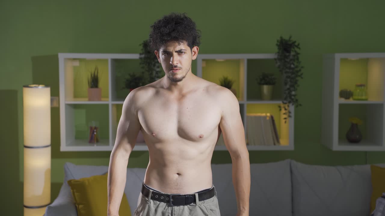 retrato de un joven agresivo y psicótico.