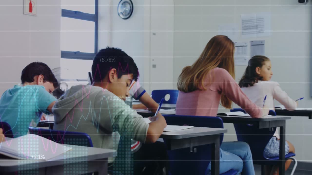 다양한 학생들의 글쓰기에 대한 데이터 처리 애니메이션