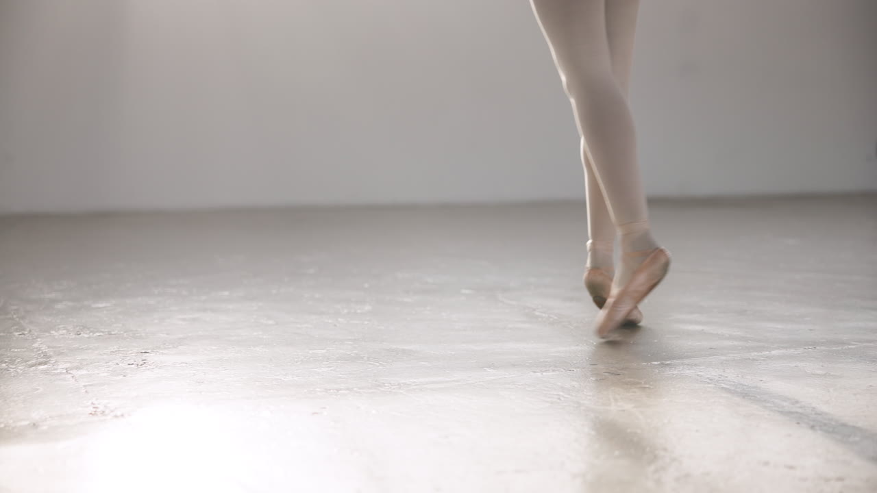 ballet, zapatos y piernas en la actuación