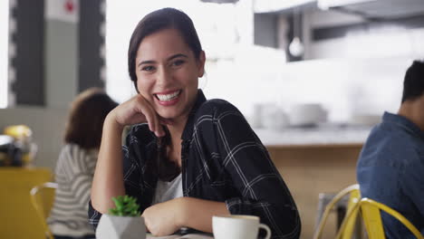 Me-Encanta-Venir-A-Esta-Cafetería.