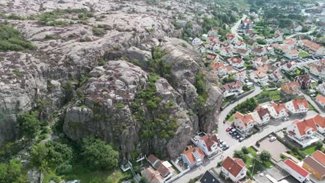 Fjallbacka,-Sweden-Cliff-Drone-Pan-Down