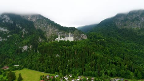 neuschwanstein castle bavarian alps germany