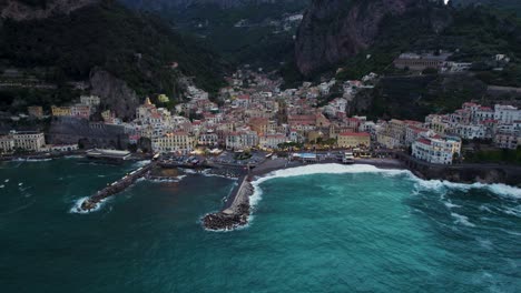 Aerial-Establishing-View-of-Amalfi-Town,-Beautiful-Italy-Travel-Destination