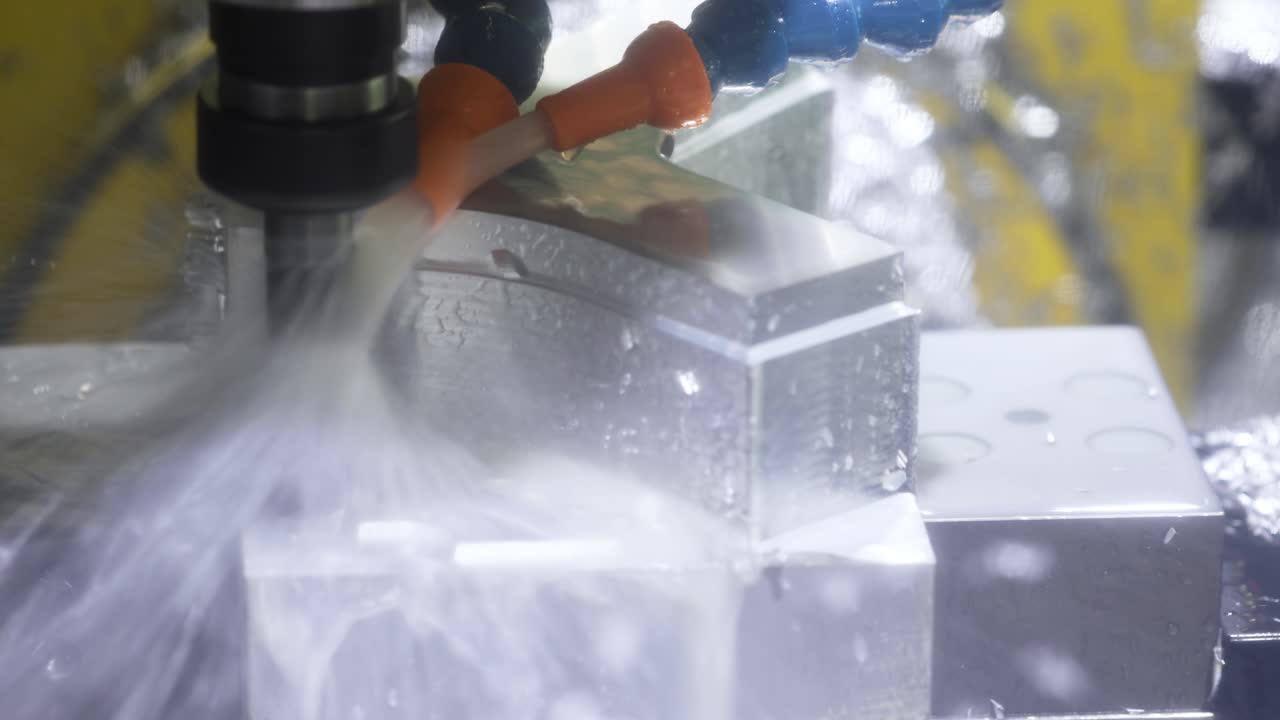 금속 가공 cnc 밀링 머신.