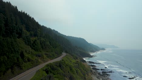 Vista-Aérea-De-La-Ruta-101-De-EE.-UU.-A-Lo-Largo-De-La-Costa-De-Oregon