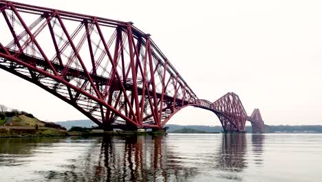 Die-Unglaubliche-Forth-Rail-Bridge-In-Fife-–-Standbild