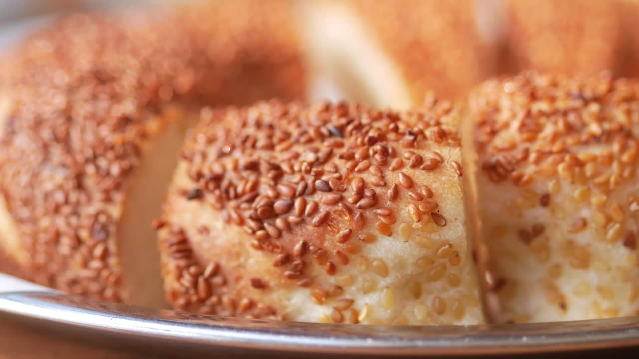 rebanadas de pan de sésamo