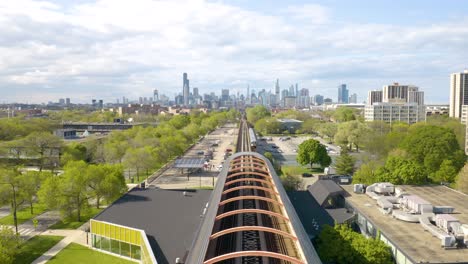 Subway-Train-Traveling-to-Downtown-Chicago-on-Summer-Day