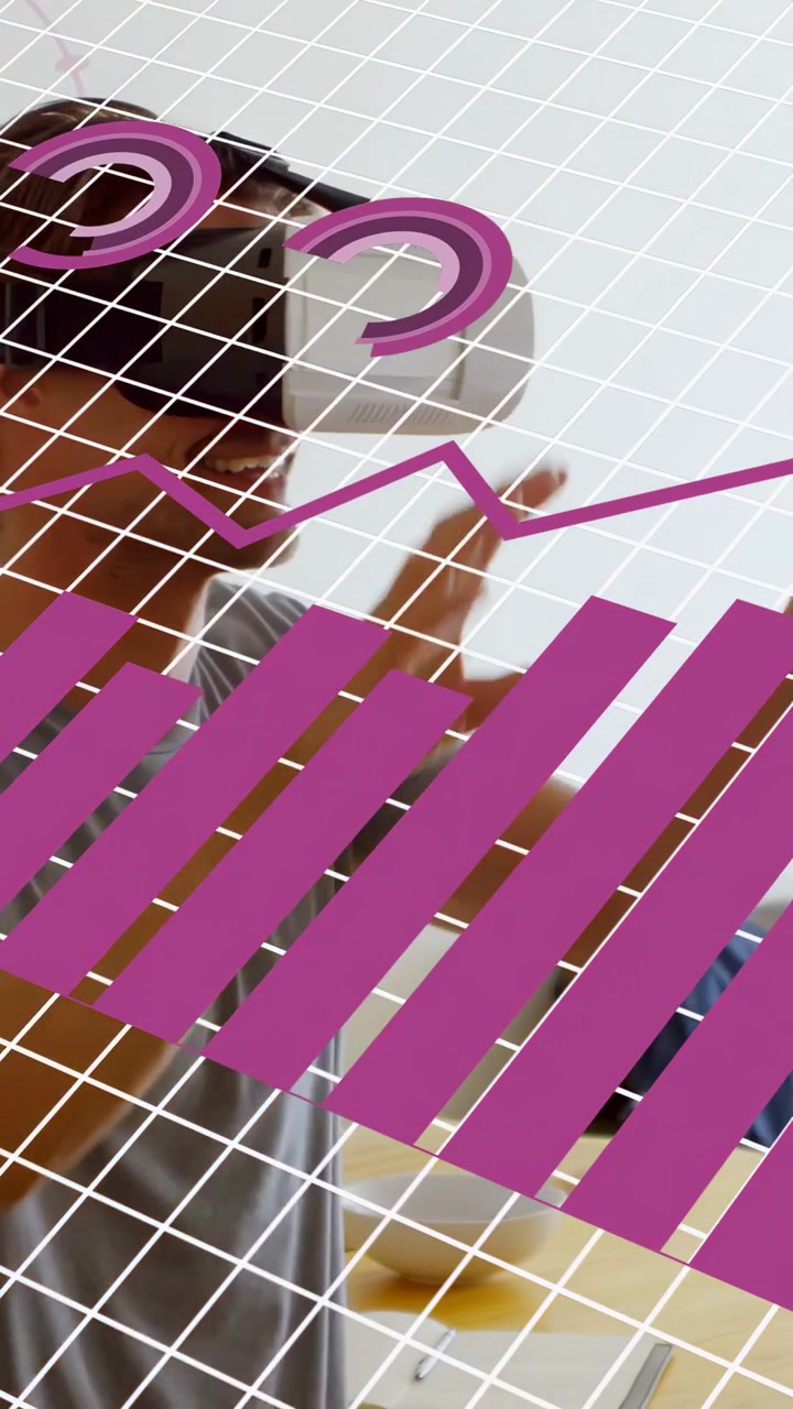 Vertikales Video: Ein Mann setzt ein VR-Headset auf, gestikuliert auf violette Diagramme und ein Raster und analysiert Fitnessdaten.