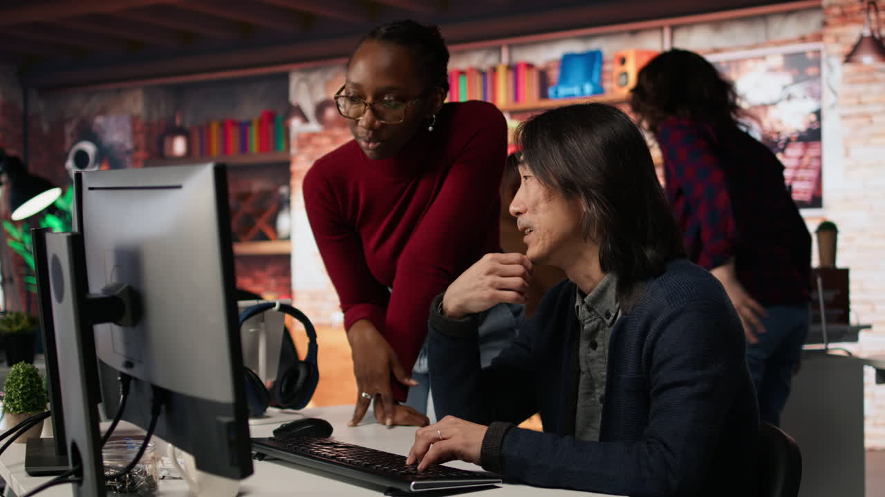 Employee coming to AI startup office CTO manager desk to request help