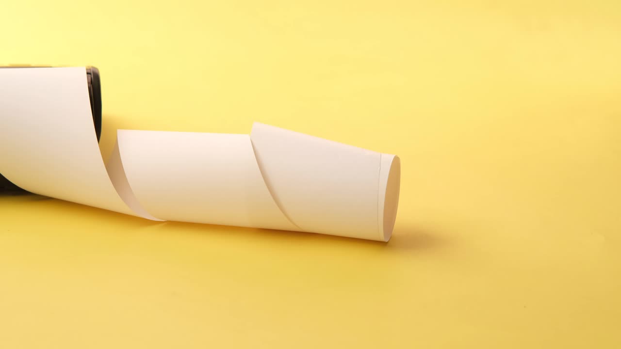 rollos de papel térmico blanco