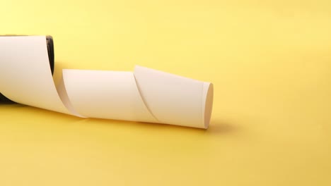 rollos de papel térmico blanco