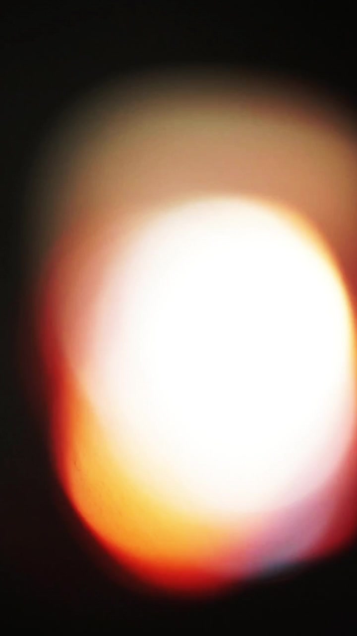 Vazamentos de luz abstratos e efeitos Bokeh em fundo escuro
