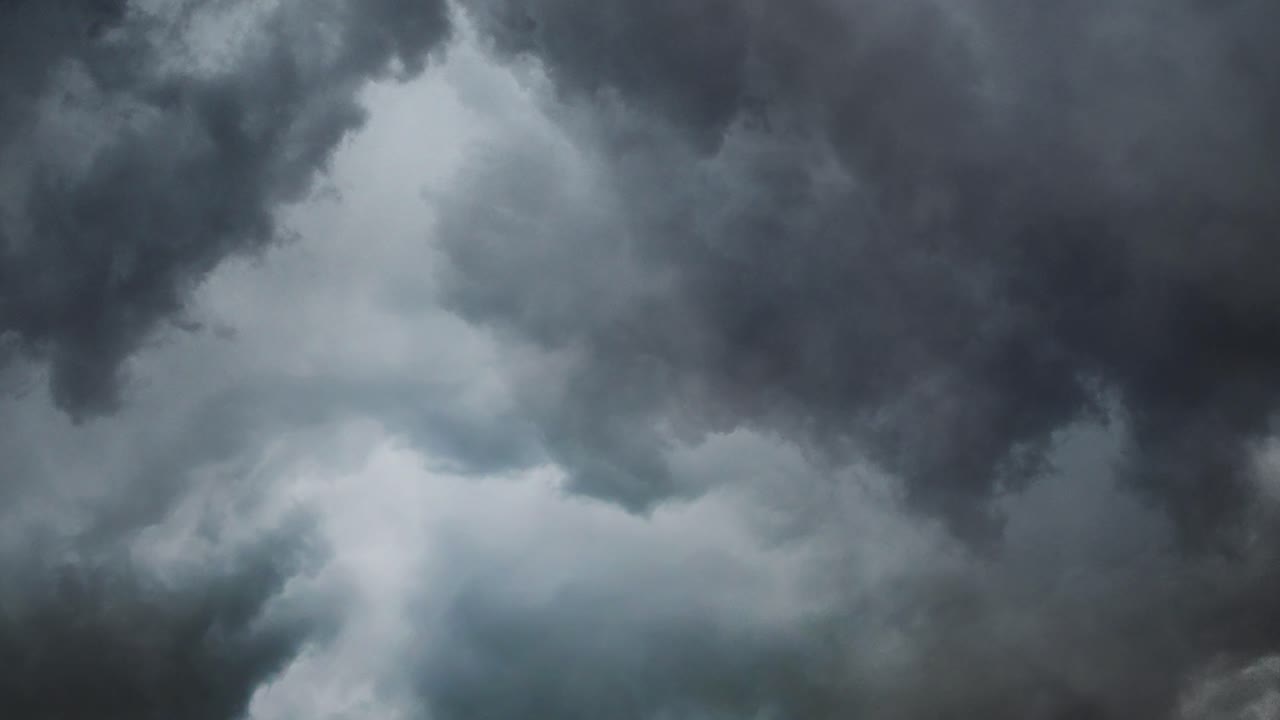 journey into a thunderstorm within the clouds