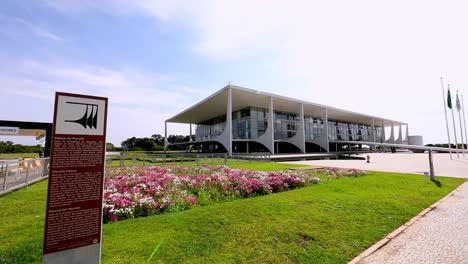 Außenaufnahmen-Des-Palacio-Do-Planalto