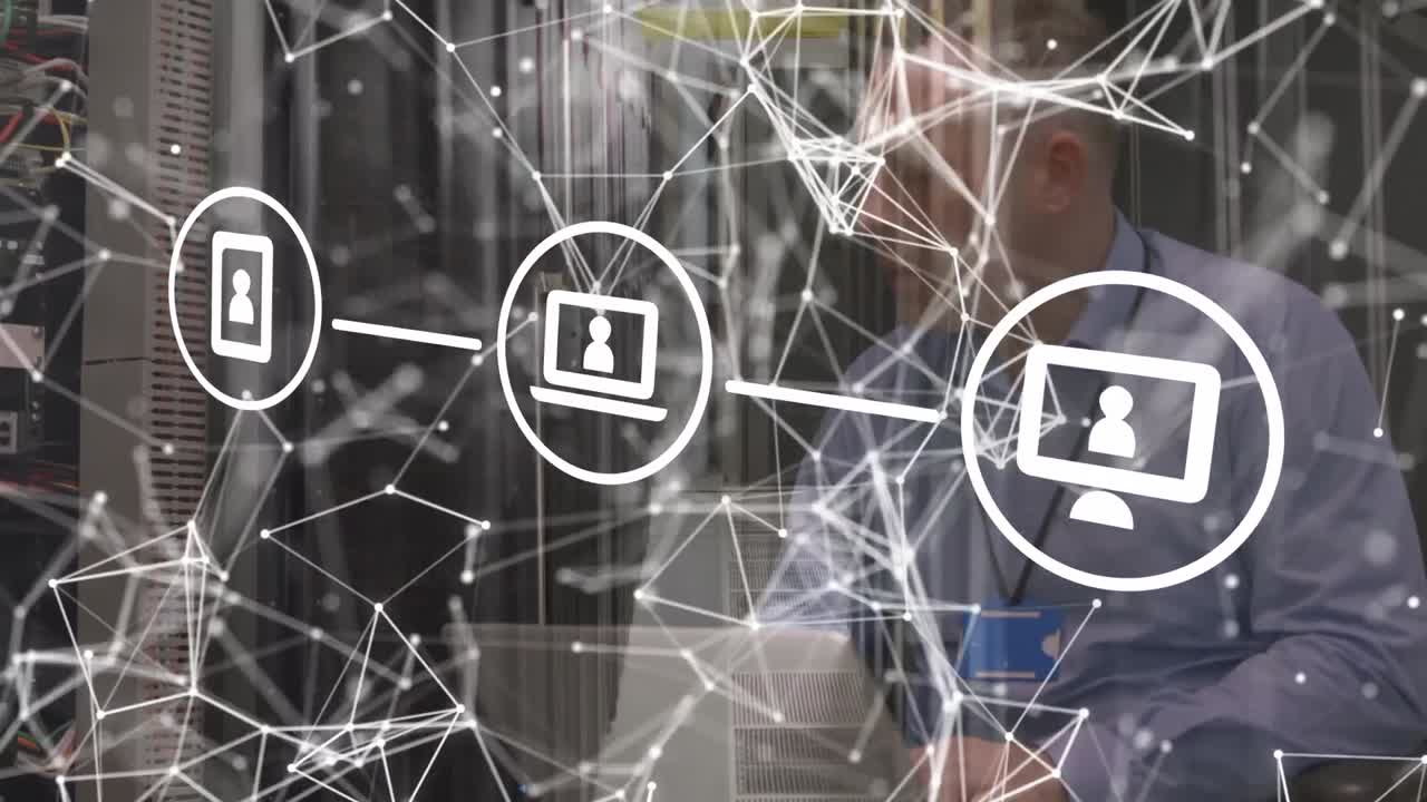 red de conexiones a través de un técnico caucásico en una sala de servidores