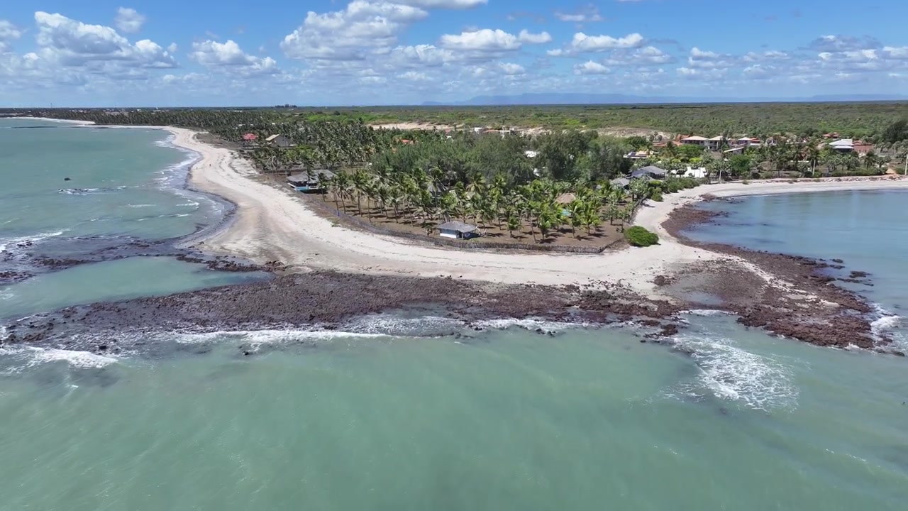 Praia do Sardim em Cajueiro da Praia, Piauí, Brasil. Paisagem de Praia. Paisagem Marinha Natural. Destino de Férias. Praia do Sardim em Cajueiro da Praia, Piauí, Brasil. Viagem de Verão.