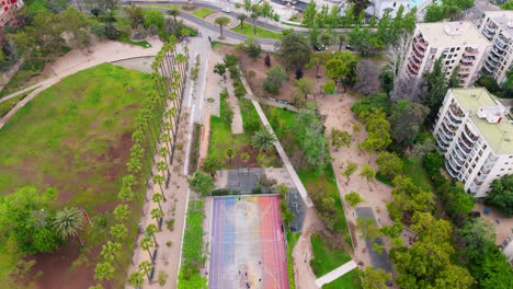 Ines-de-suarez-park-with-sport-courtyard-Santiago-de-Chile-providencia