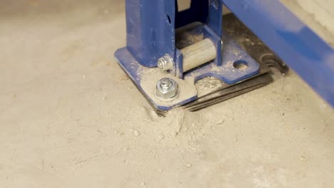 trabajador, martillo, en, concreto