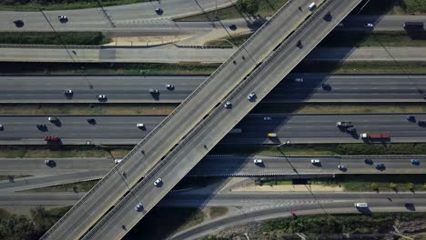 Vogelperspektive-Des-Verkehrs-Auf-Hochstraßen-Und-Schnellstraßen-In-Thailand