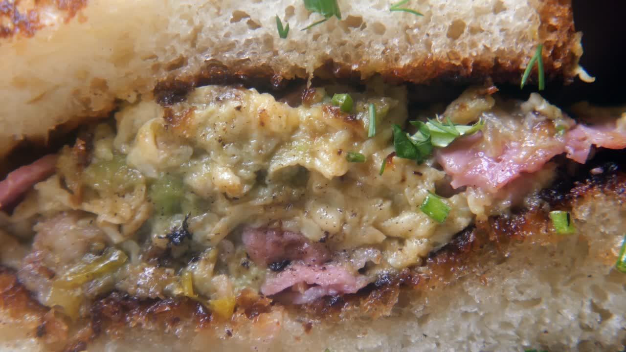 Scrambled egg and ham sandwich