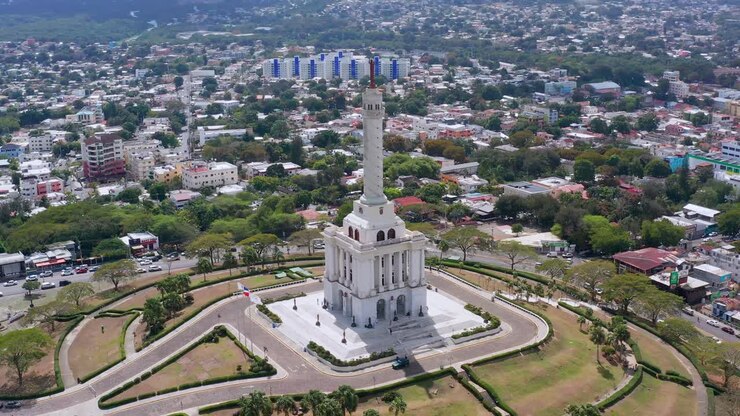 Monumento agli eroi della restaurazione a Santiago de los Caballeros.