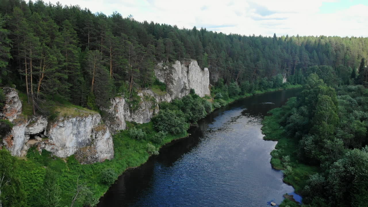 Short title describing the clip