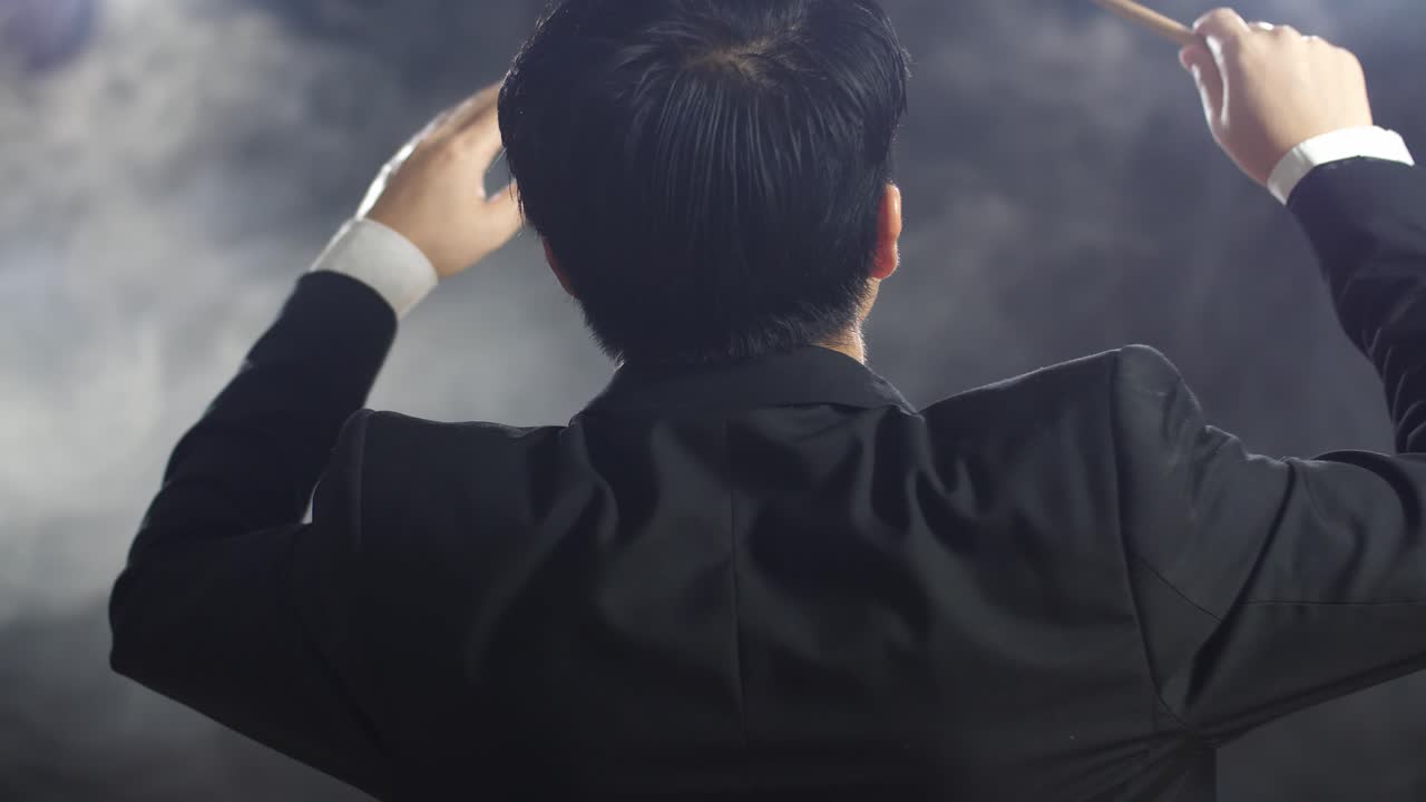 오케스트라 지휘자