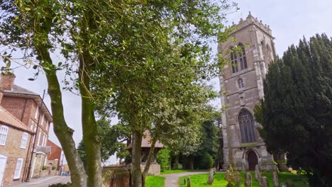 video clip of the parish church in the historical market town of burgh le marsh on the edge of the lincolnshire wolds