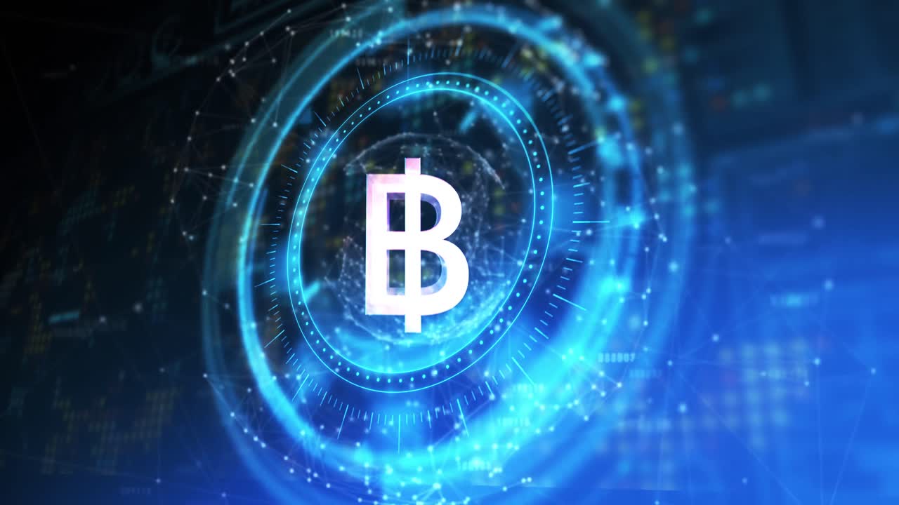 animación del círculo de procesamiento con bitcoin giratorio sobre el espacio digital azul y negro