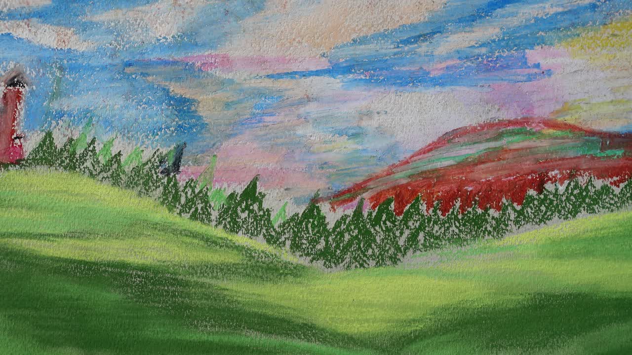 Dessin de la forêt et des montagnes. Prise de vue du dessin.