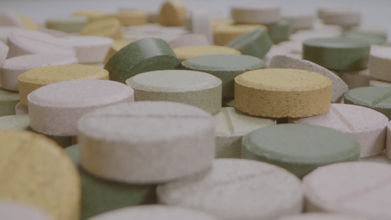 유색 보충제, 의료용 알약에 대한 낮은 각도 샷