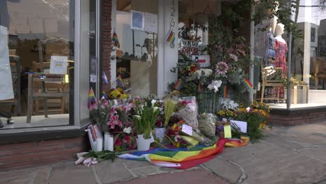 memorial outside of store