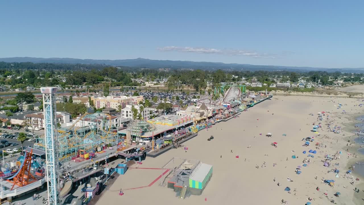 산타 크루즈 해변 보드워크 놀이 공원과 해변  ⁇  돌리의 영상