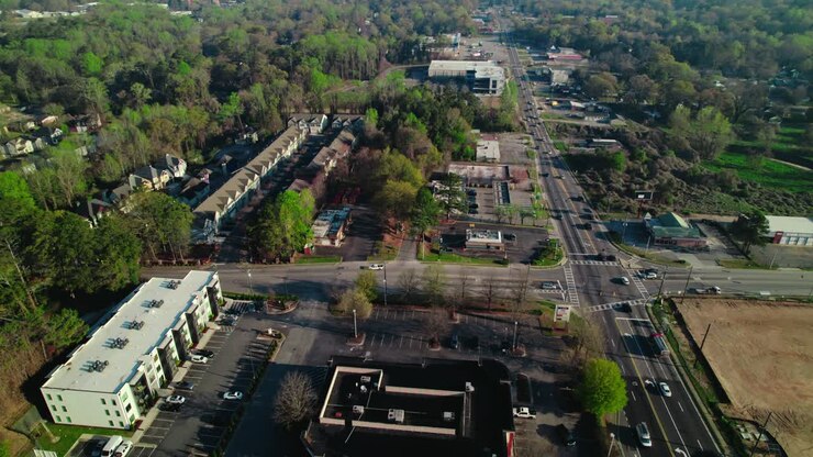 Le tranquille strade di South Atlanta viste dal cielo