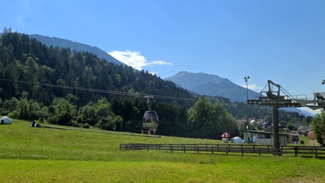 vista panorámica con las montañas de austria