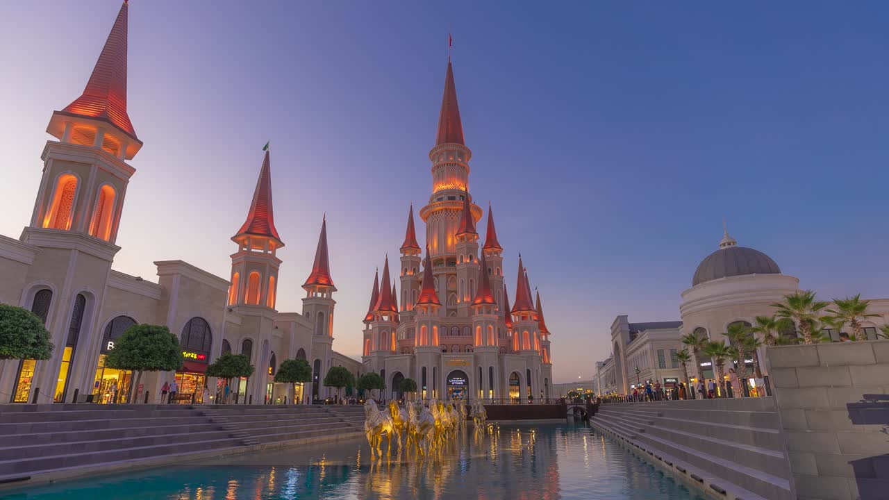 전설의 땅 테마 파크, 전설의 타워