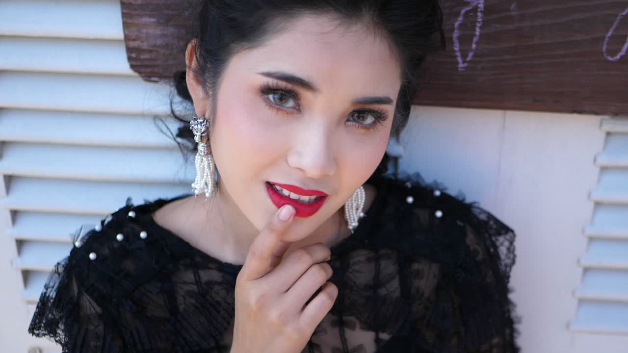 Beautiful Of Young Asian Woman , Slow Motion