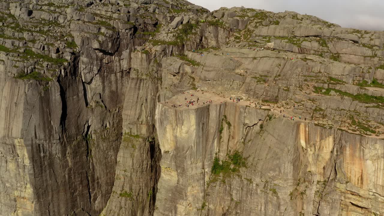 항공 영상 설교석 바위 preikestolen 아름다운 자연 노르웨이