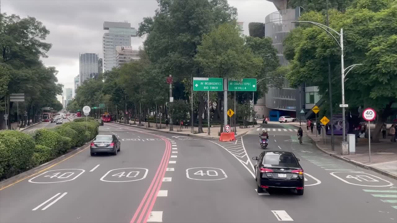 City Street Scene in Mexico City