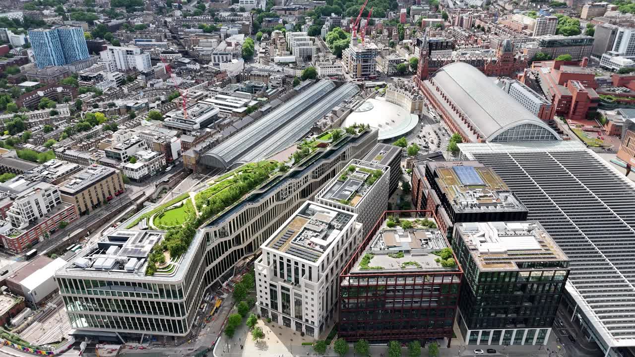 Stunning drone footage of Coal Drops Yard, King’s Cross, and St. Pancras, London. Capture the heart of urban design and historic architecture from above.