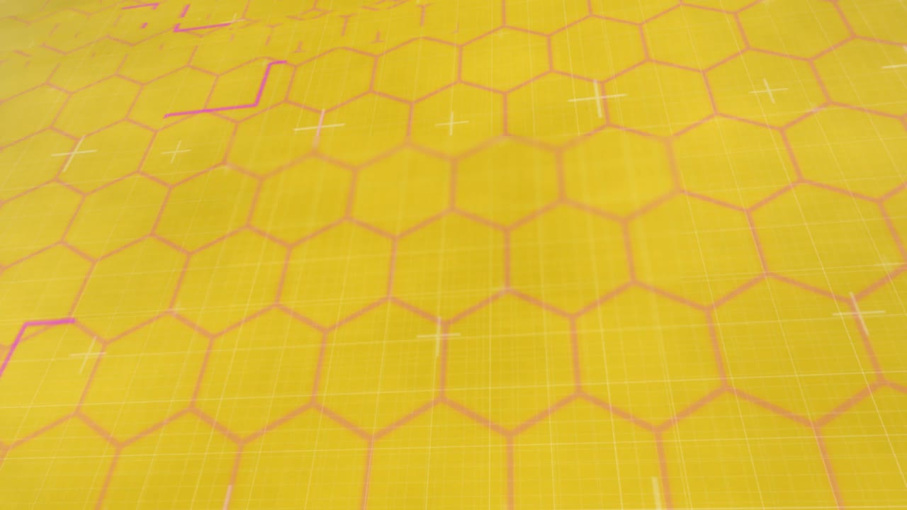 animación de líneas brillantes rojas en una red de hexágonos sobre fondo amarillo