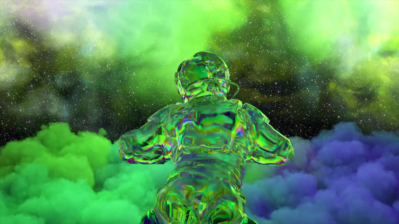 astronauta iridescente en una nebulosa