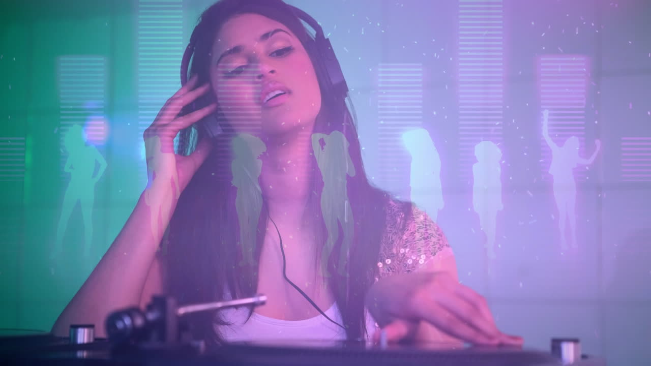 animación digital que muestra a un jinete de disco mezclando música en un pub 4k